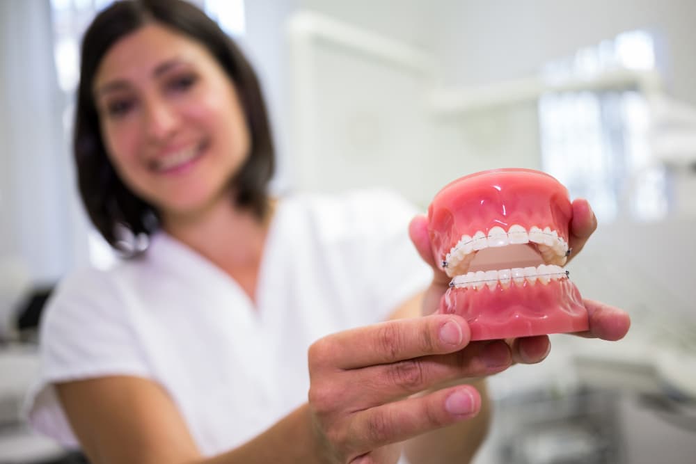 Why Choose Dentures in Aliganj, Lucknow